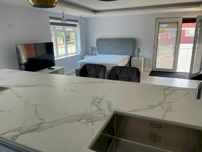 Studio To Rent In The Old Village Shop, Leek Wootton, CV35