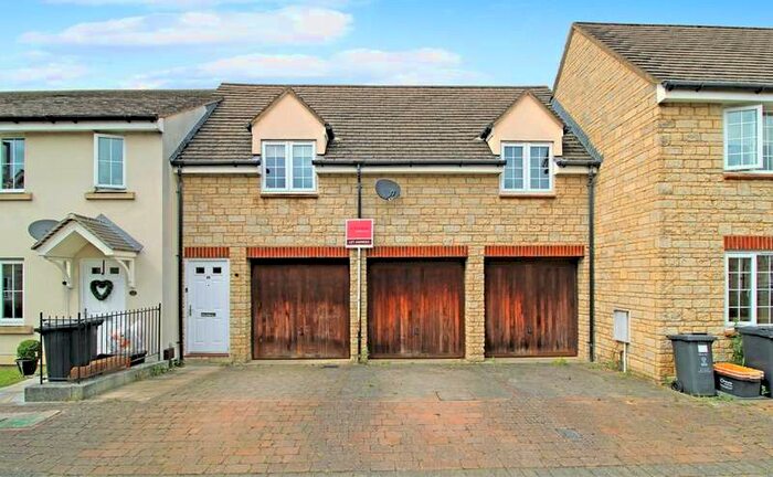 2 Bedroom Property To Rent In Antony Road, Redhouse, Swindon, SN25