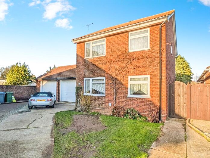 4 Bedroom Detached House For Sale In Glenfield Avenue, Felixstowe, IP11