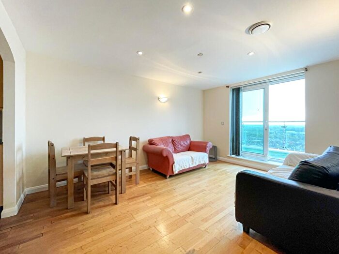 1 Bedroom Flat To Rent In Northampton House, Wellington Street, Northampton, NN1