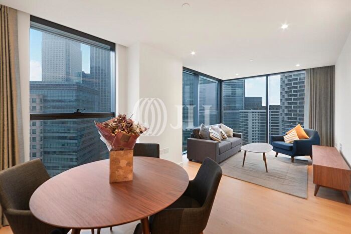 2 Bedroom Flat To Rent In Marsh Wall London, E14