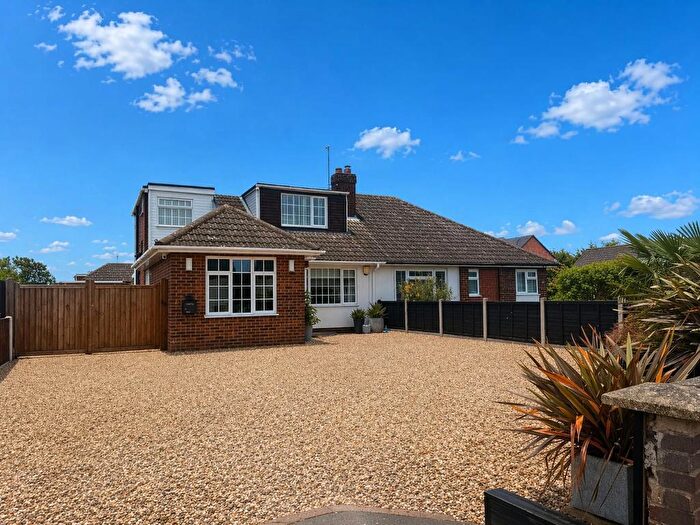 3 Bedroom House For Sale In Bedford Road, Houghton Conquest, Bedfordshire, MK45