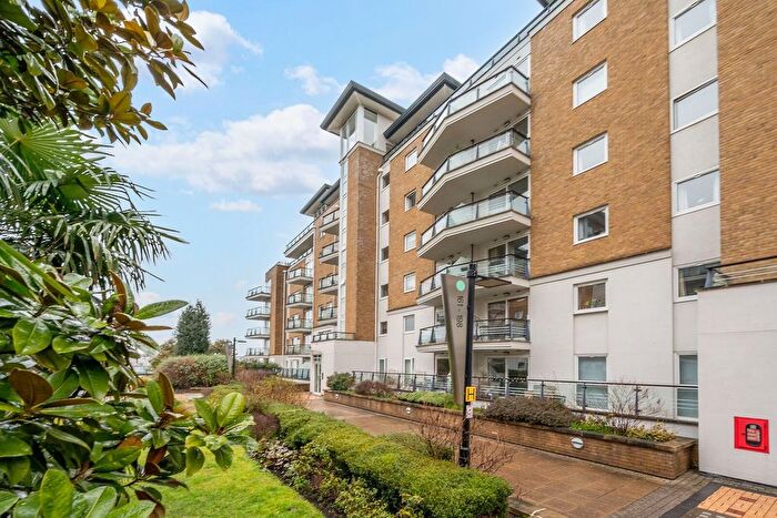 Studio To Rent In Smugglers Way, Wandsworth, London, SW18