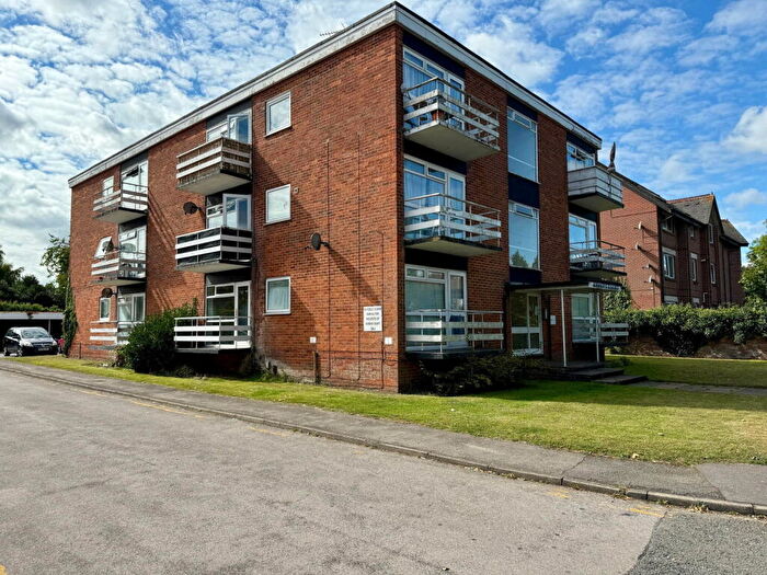 Studio To Rent In St. Johns Road, Newbury, RG14