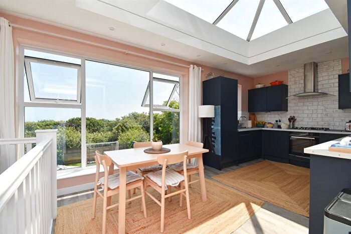 4 Bedroom Semi-Detached House For Sale In Conqueror Road, St. Leonards-On-Sea, TN38