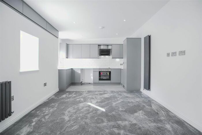 1 Bedroom Flat To Rent In Mill Street, Padiham, Burnley, BB12