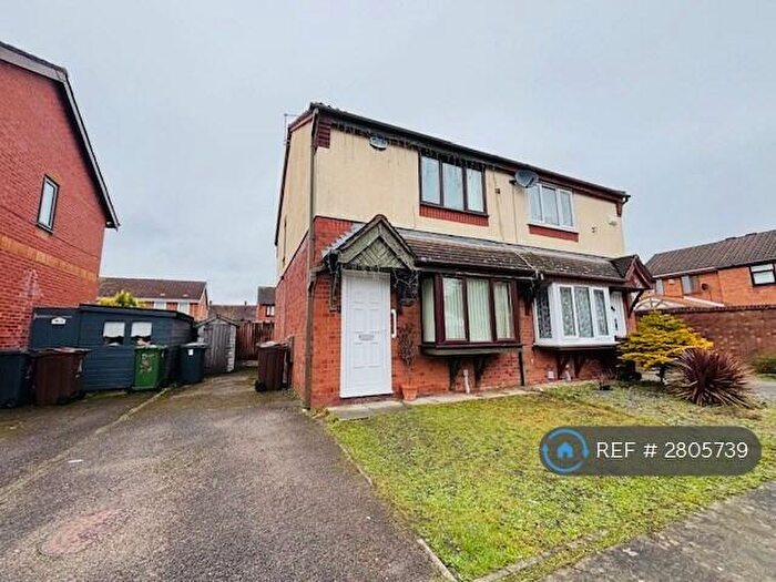 3 Bedroom Semi Detached House To Rent In April Rise, Bootle, L30
