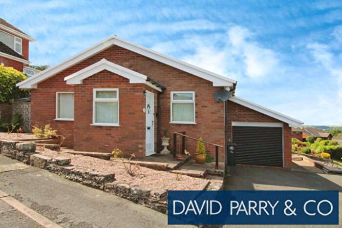 2 Bedroom Bungalow For Sale In Rockes Meadow Knighton, LD7