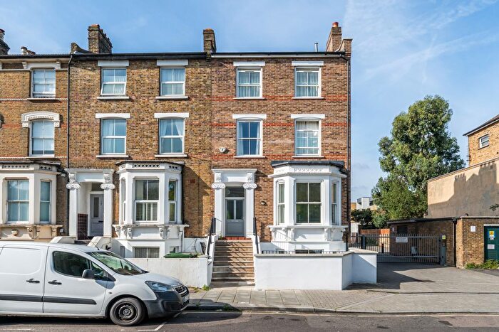 5 Bedroom Detached House For Sale In Jeffreys Road, London, SW4