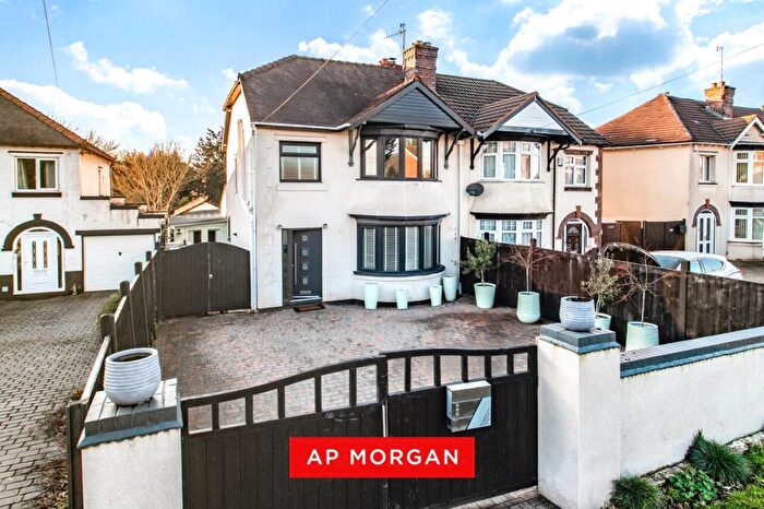 5 Bedroom Semi Detached House For Sale In Birmingham Road, Marlbrook, Bromsgrove, Worcestershire, B61