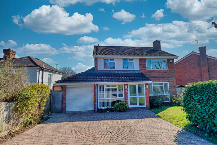 4 Bedroom Detached House For Sale In Littleworth Road, Downley, High Wycombe, Buckinghamshire, HP13