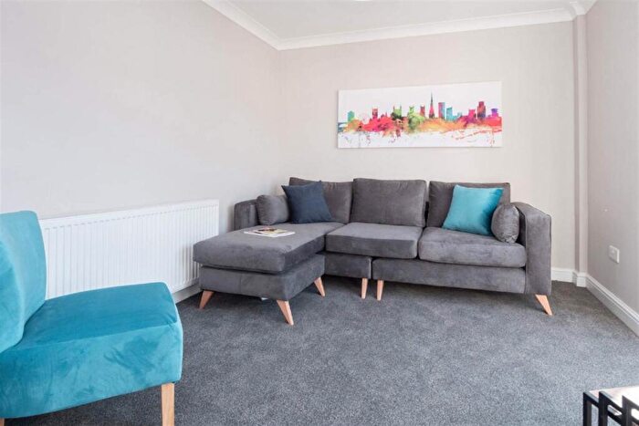 4 Bedroom Terraced House To Rent In Bedroom Terraced House In Ambleside Avenue, Southmead, BS10