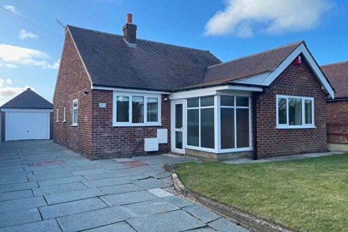 2 Bedroom Detached Bungalow To Rent In Southport Road, Ormskirk, L39