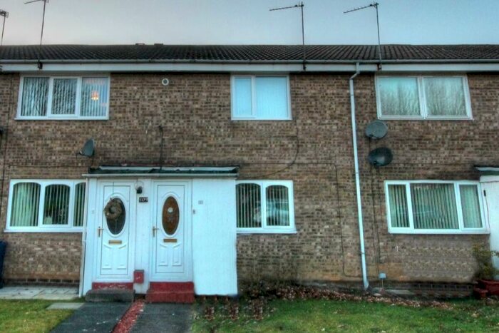 2 Bedroom Flat To Rent In Haggerston Crescent, Etal Park, Newcastle Upon Tyne, NE5