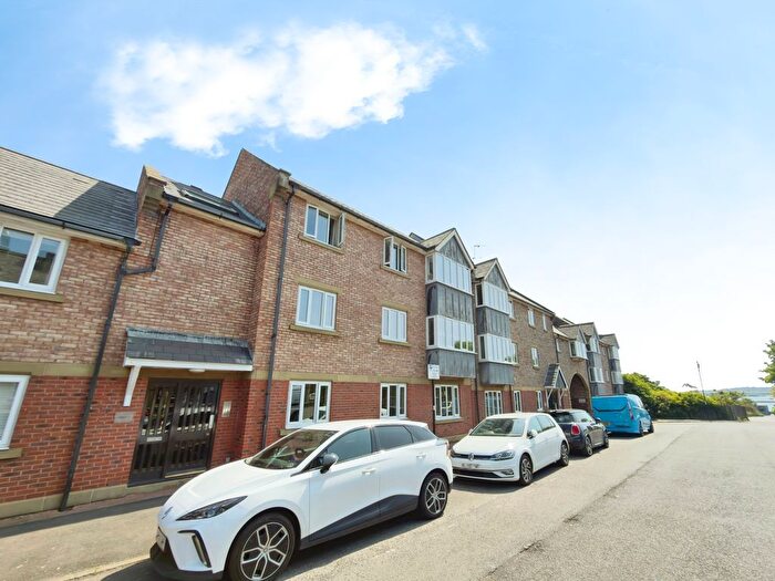 2 Bedroom Flat For Sale In Oxford Street, North Shields, NE30