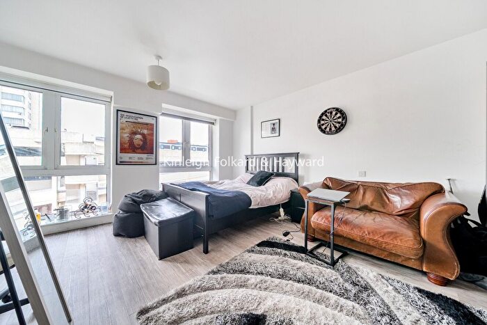 Studio To Rent In Elmfield Road, Bromley, BR1