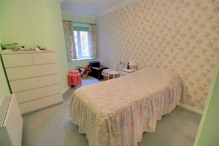 1 Bedroom Retirement Property To Rent In Chadwick Lodge, Southampton, SO15