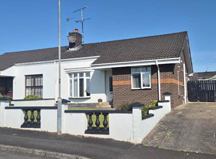 3 Bedroom Semi-Detached House For Sale In Sheraton Park, Derry, BT48