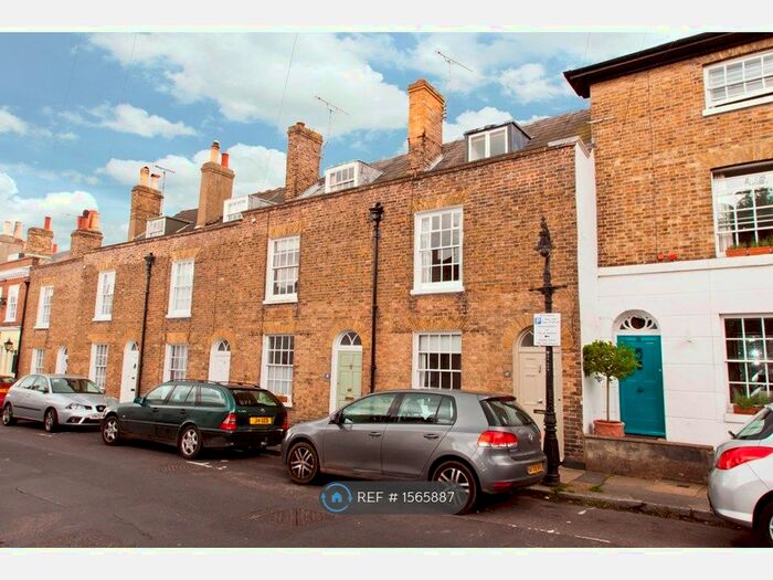 5 Bedroom Terraced House To Rent In Orchard Street, Canterbury, CT2
