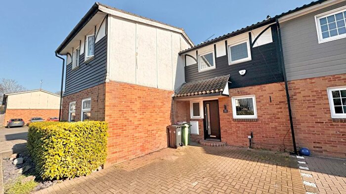 3 Bedroom Terraced House To Rent In Cockerell Close, Basildon, SS13