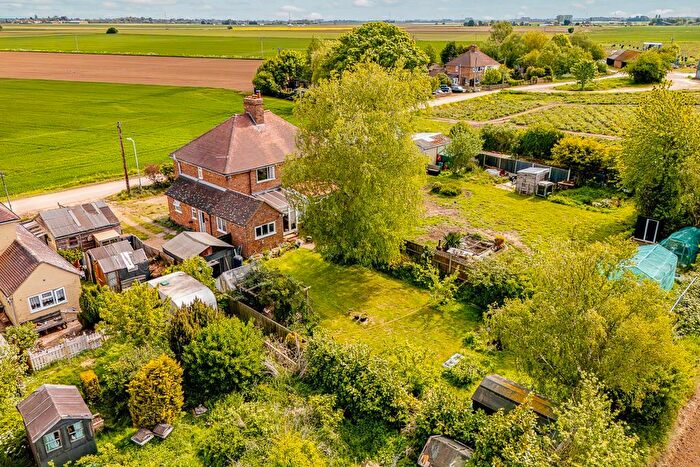 3 Bedroom Semi-Detached House For Sale In Keightley Road, Holbeach, Spalding, PE12