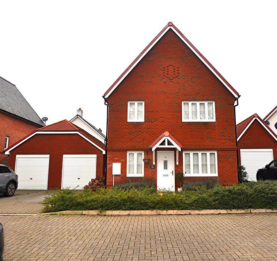 4 Bedroom House To Rent In Redwing Crescent, Hailsham, BN27