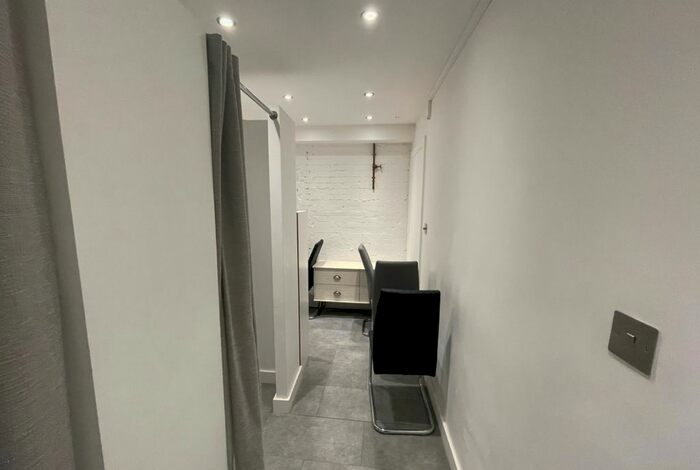 1 Bedroom Flat To Rent In Caledonian Road, London, N1