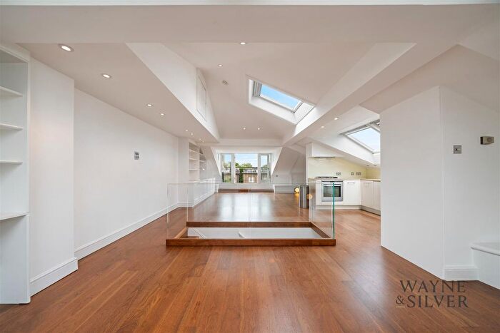 2 Bedroom Flat To Rent In Belsize Square, Belsize Park, NW3