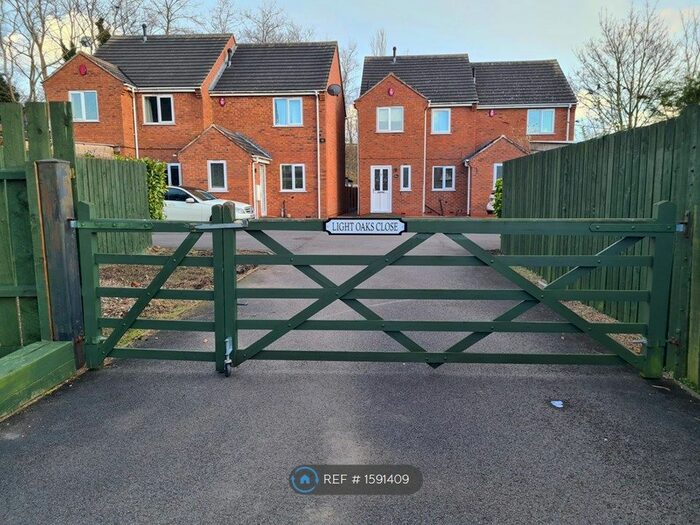 2 Bedroom Semi-Detached House To Rent In Lightoaks Close, Burton On Trent, DE14