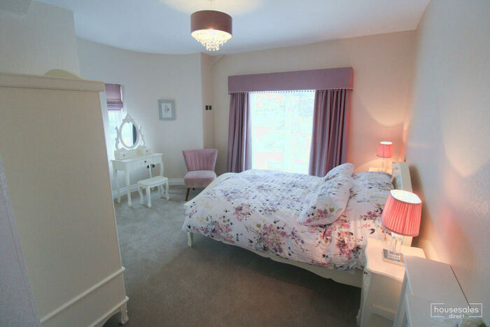 2 Bedroom Apartment For Sale In The Anchorage, Deganwy, LL31