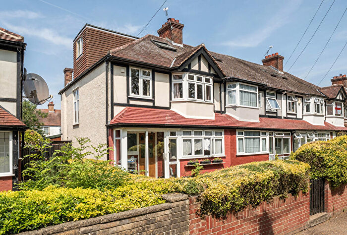 4 Bedroom House For Sale In Commonside East, Mitcham, CR4