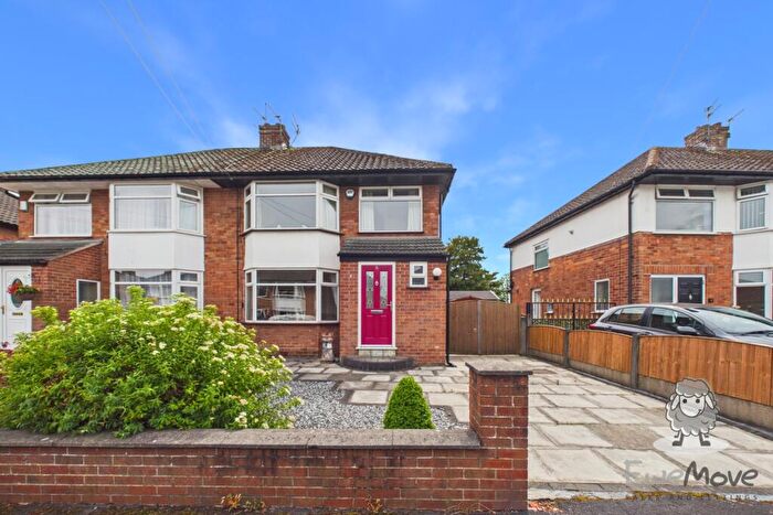 3 Bedroom Semi Detached House For Sale In Calder Drive, Rainhill, Prescot, Merseyside, L35
