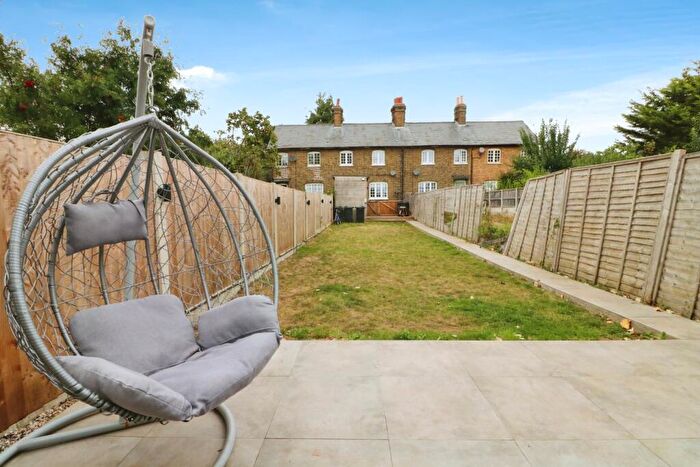 3 Bedroom Terraced House For Sale In Hainault Farm Cottages Hainault Roa, Little Heath, Romford, RM6