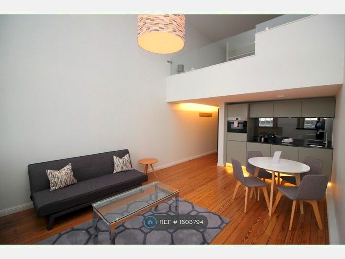 1 Bedroom Flat To Rent In Mcdonald Road, Edinburgh, EH7