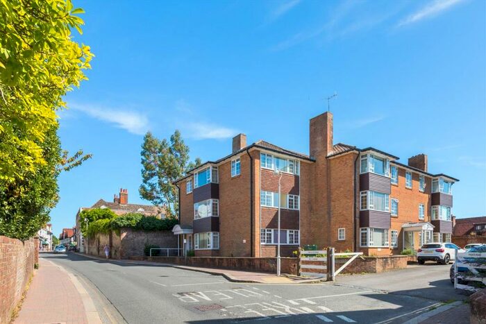 2 Bedroom Flat To Rent In West Furlong Lane, Hurstpierpoint, BN6