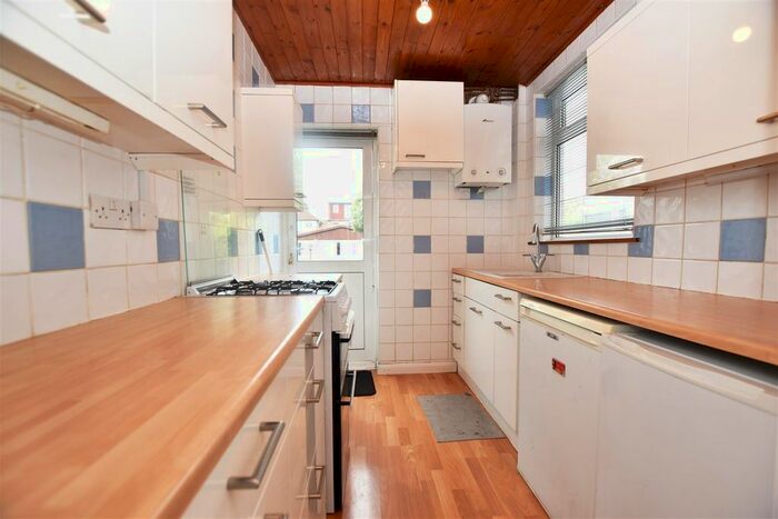 3 Bedroom Semi-Detached House To Rent In Hounslow Road, Hanworth, Feltham, TW13