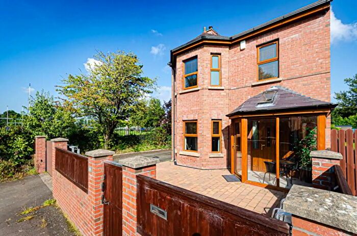 4 Bedroom Detached House For Sale In Onslow Gardens, Belfast, BT6