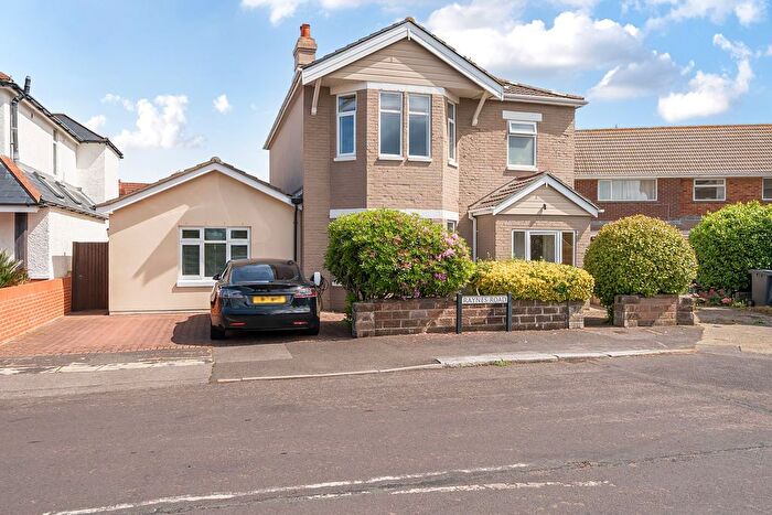 4 Bedroom Detached House For Sale In Raynes Road, Lee-On-The-Solent, PO13