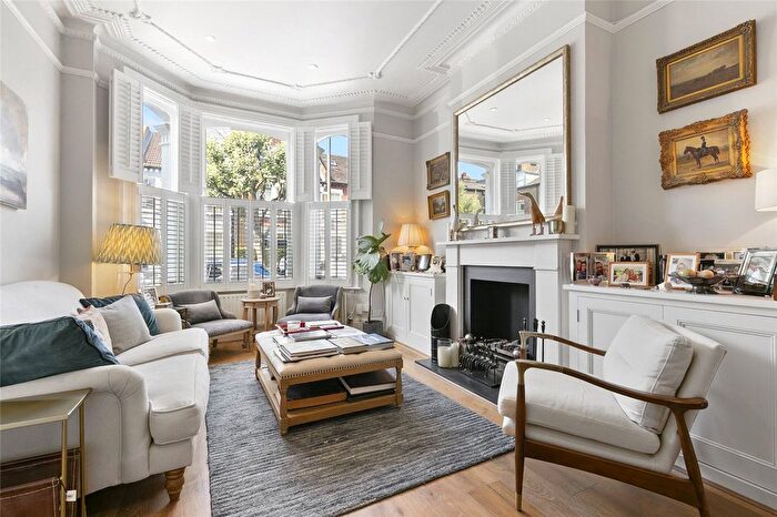 5 Bedroom Terraced House For Sale In Barmouth Road, SW18