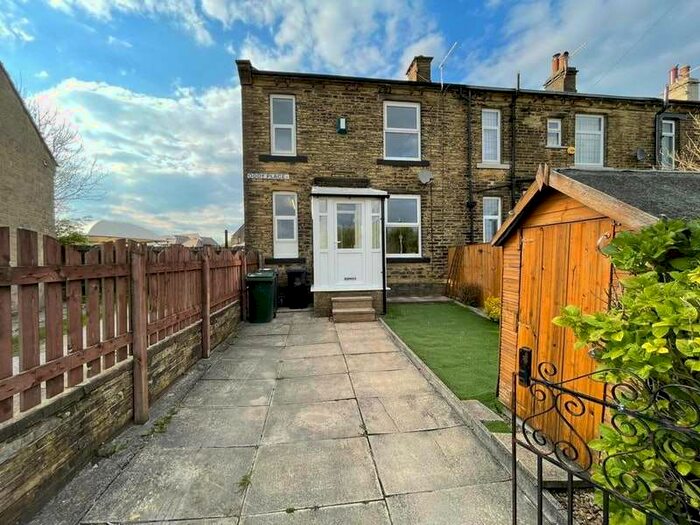 Houses for sale & to rent in BD5 9AJ, Brownroyd Fold,,Wibsey, Bradford