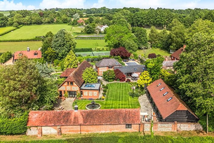 5 Bedroom Detached House For Sale In Cross Lane, Bishops Waltham, Southampton, Hampshire, SO32