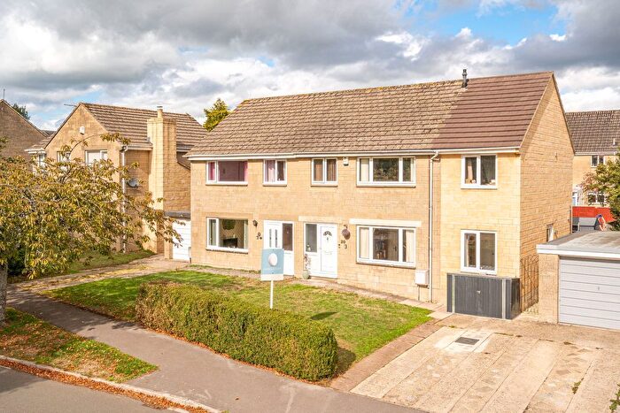 5 Bedroom Semi Detached House For Sale In Conygar Road, Tetbury, GL8