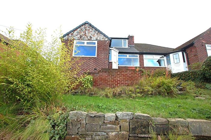 4 Bedroom Bungalow For Sale In Queensway, Mossley, Ashton-under-Lyne, Greater Manchester, OL5