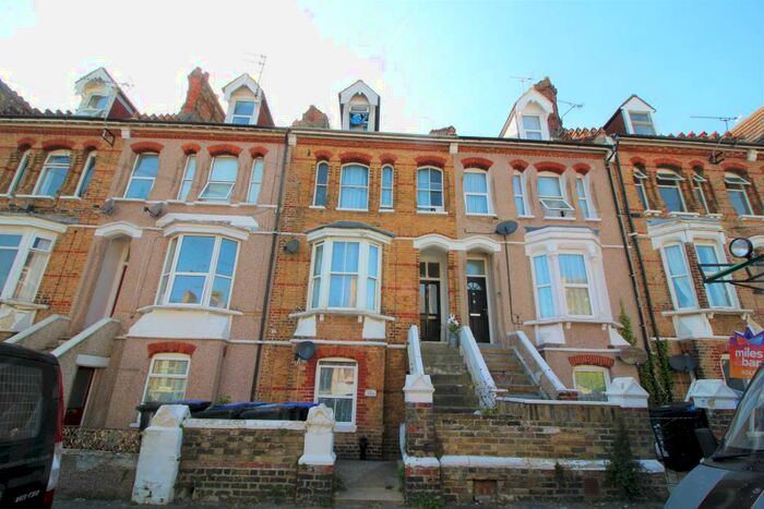 2 Bedroom Maisonette To Rent In Ramsgate, CT11