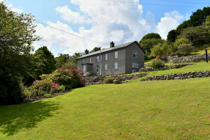 3 Bedroom Detached House For Sale In Brea, Camborne, Cornwall, TR14