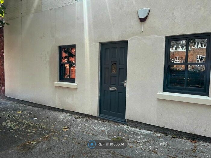 2 Bedroom Flat To Rent In North Sherwood Street, Nottingham, NG1