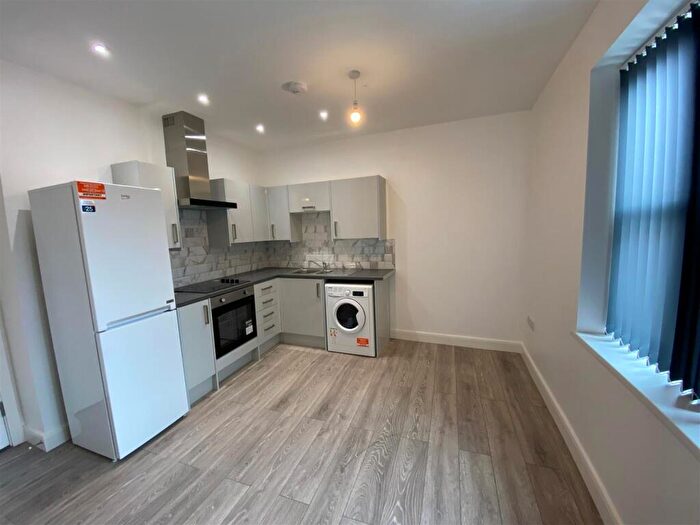 1 Bedroom Flat To Rent In Holton Road, Barry, CF63