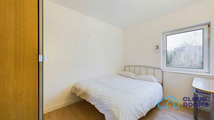 1 Bedroom Flat To Rent In Empire Way, Wembley, HA9