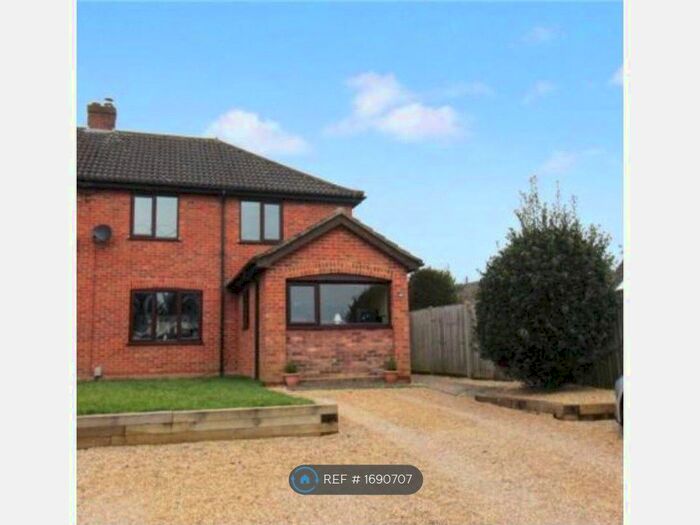 4 Bedroom Semi-Detached House To Rent In Norwich, Norwich, NR5
