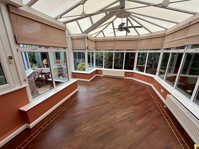 5 Bedroom Detached House To Rent In Glencrofts, Hockley, Essex, SS5